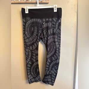 Champion Women's Black and Gray Patterned Leggings